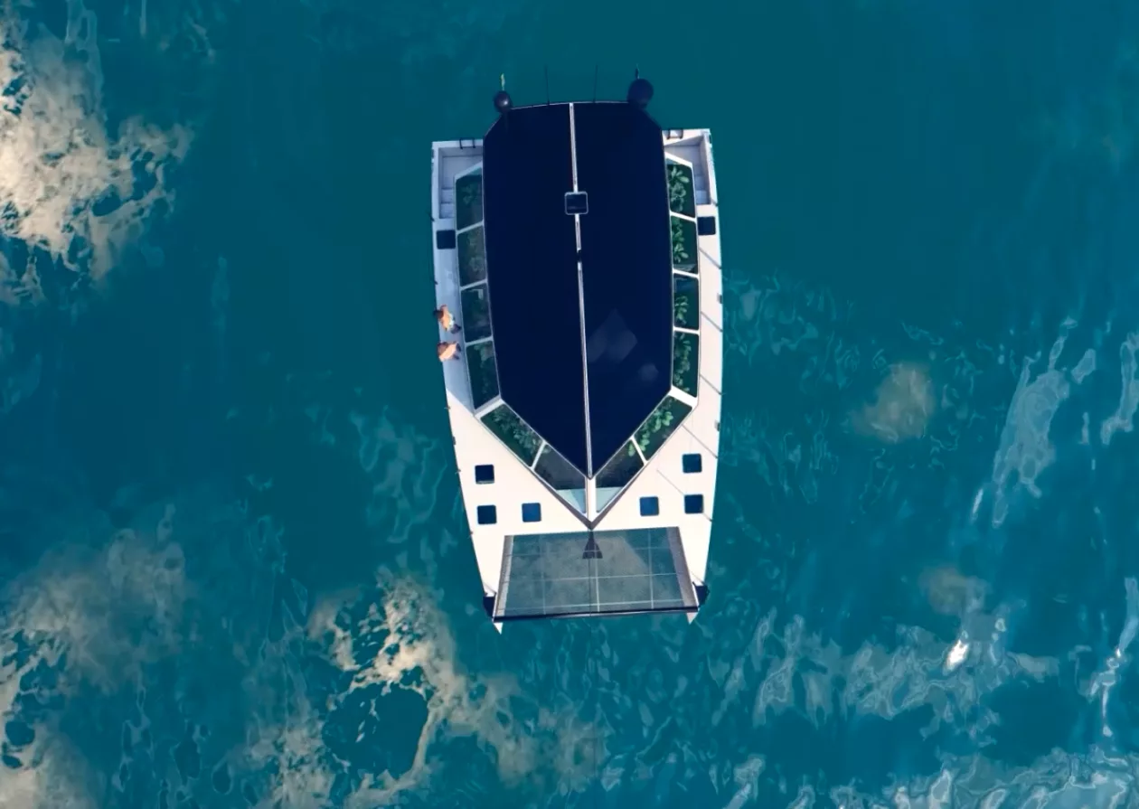 Sovereign Sphinx 40 A Luxurious and High Performance Yacht 2