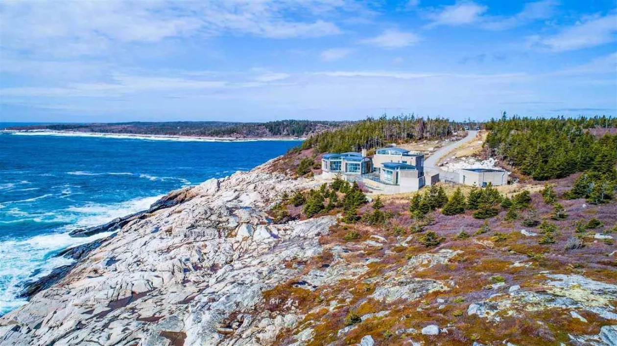 Ketch harbour house supremarine 2