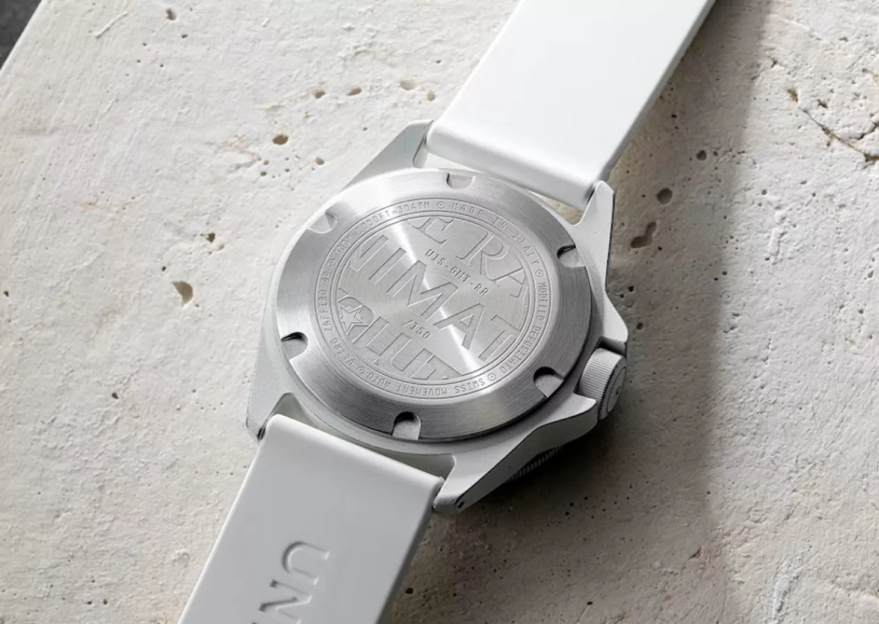 Unimatic x Revolution The Rakes limited edition Modello Uno GMT Arctic Fox where stealth meets style 9