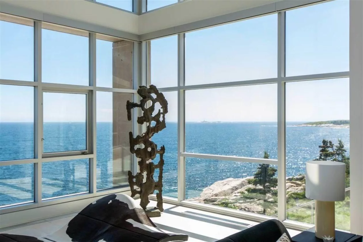 Ketch harbour house supremarine 10