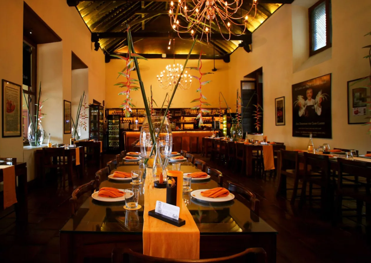 Discover the Best of Sri Lankan Seafood at Ministry of Crab 4