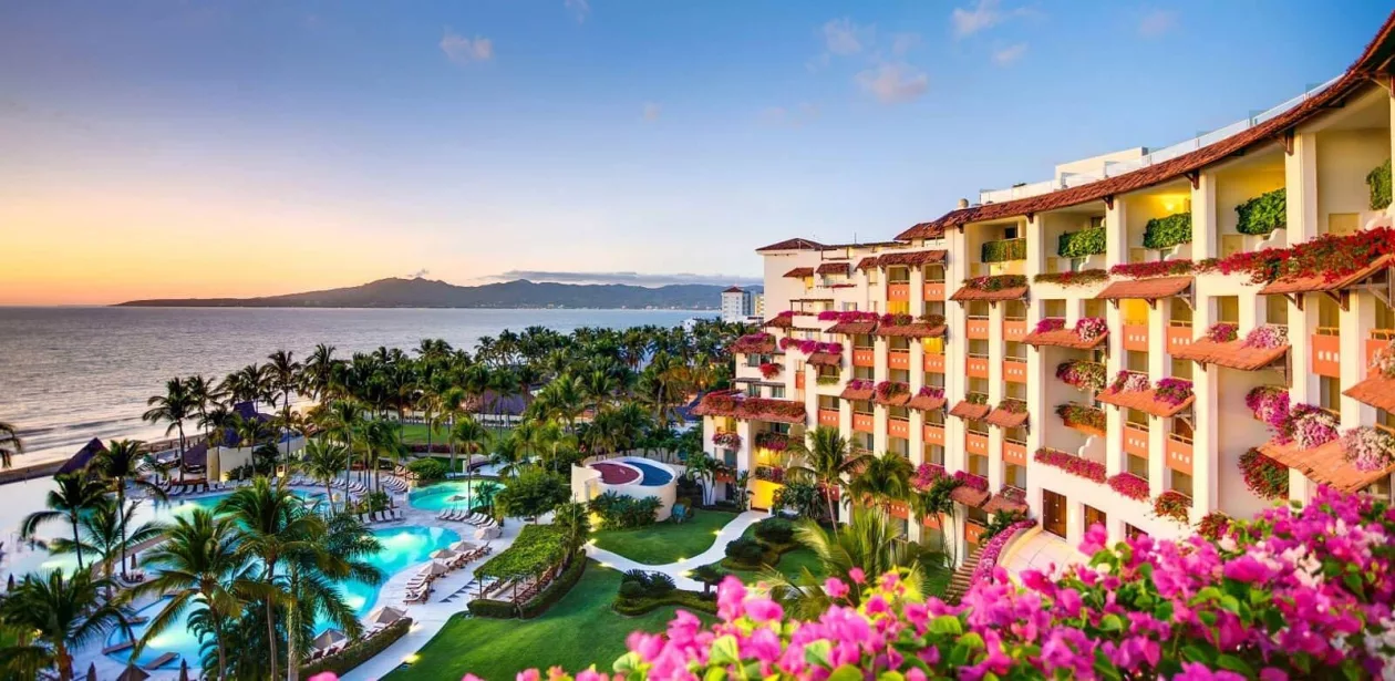 Grand velas journey supremarine 6