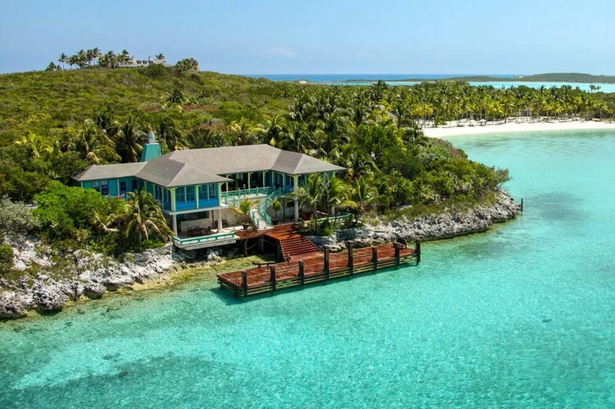 Experience Ultimate Luxury and Privacy at David Copperfields Musha Cay 6