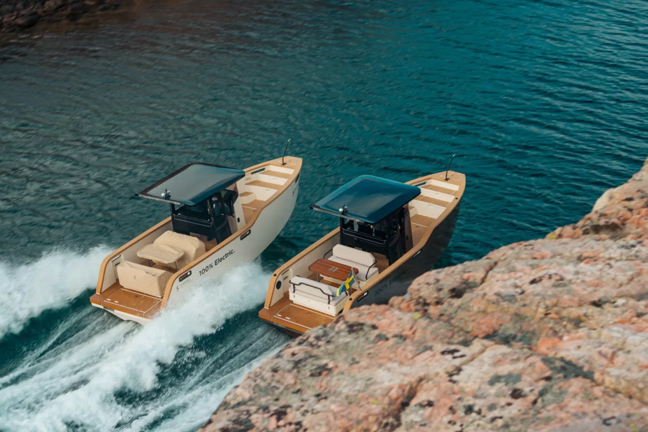 Elevate Your Boating with the Eelex 8000 The Electric Adventure Boat 8