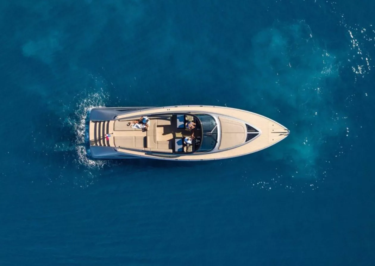 The Wajer 44 Unforgettable Moments on the Water Await You 1