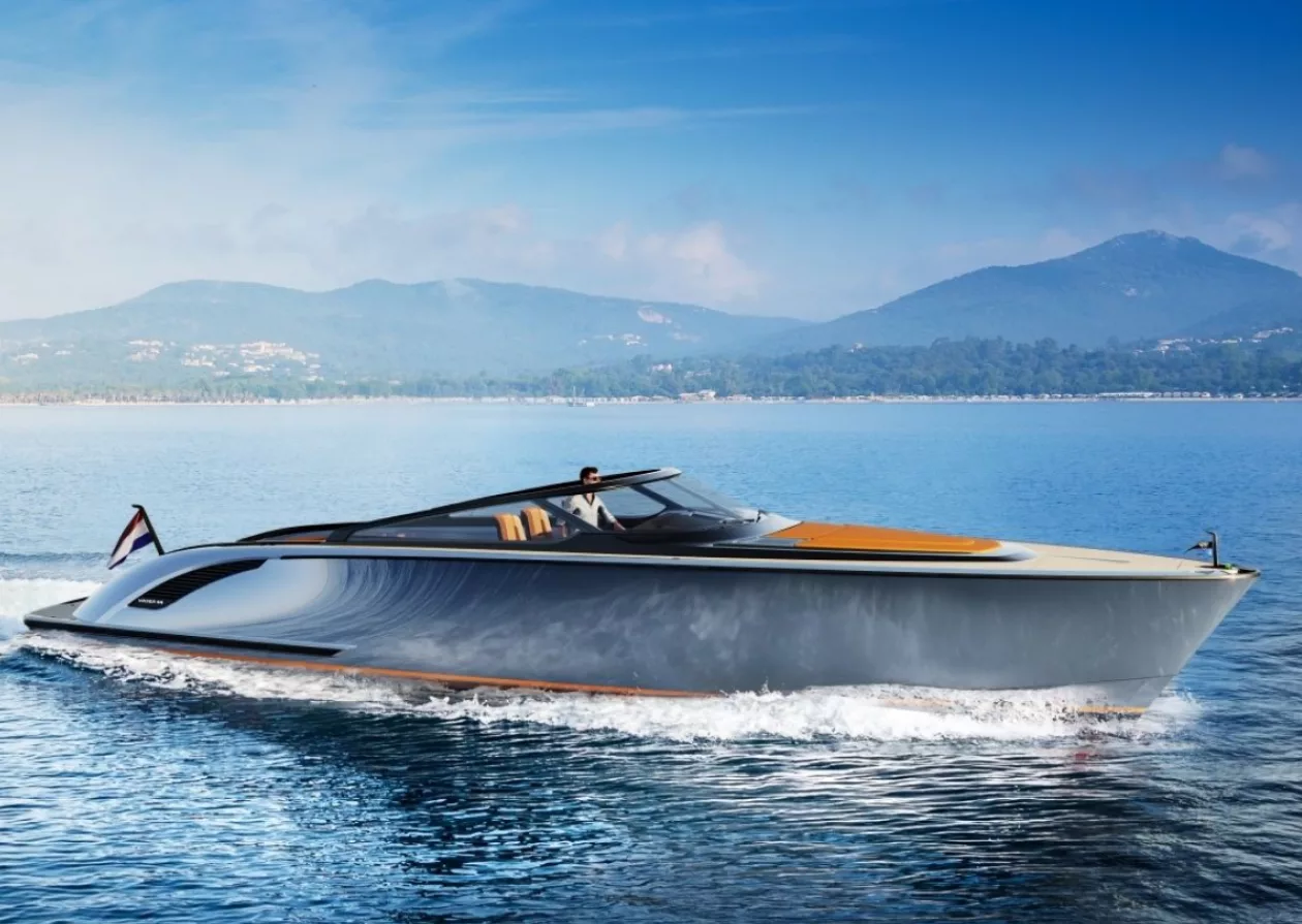 The Wajer 44 Unforgettable Moments on the Water Await You 3