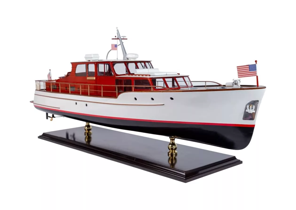 Seacraft Gallerys 1950s Classic Motor Yacht Model A Nautical Masterpiece 2