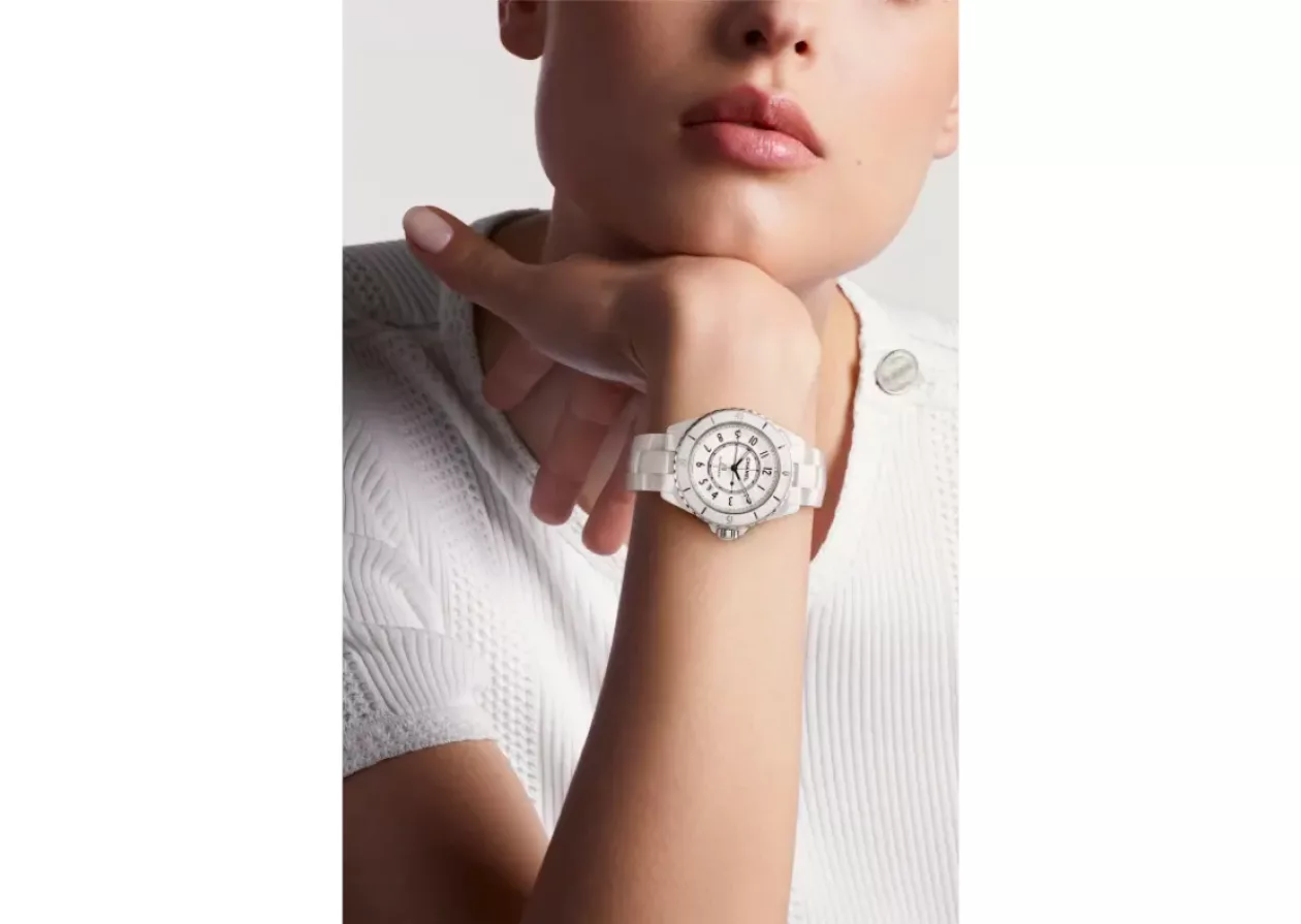 CHANEL J12 WATCH CALIBER 12 1 38 MM Timeless Elegance in White Ceramic and Steel 1