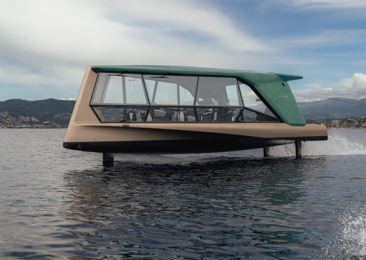 THE ICON BM Ws All Electric Foiling Yacht Redefining Sustainable Water Travel 8