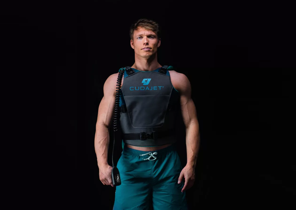 Cuda Jet The Ultimate Underwater Jetpack 4