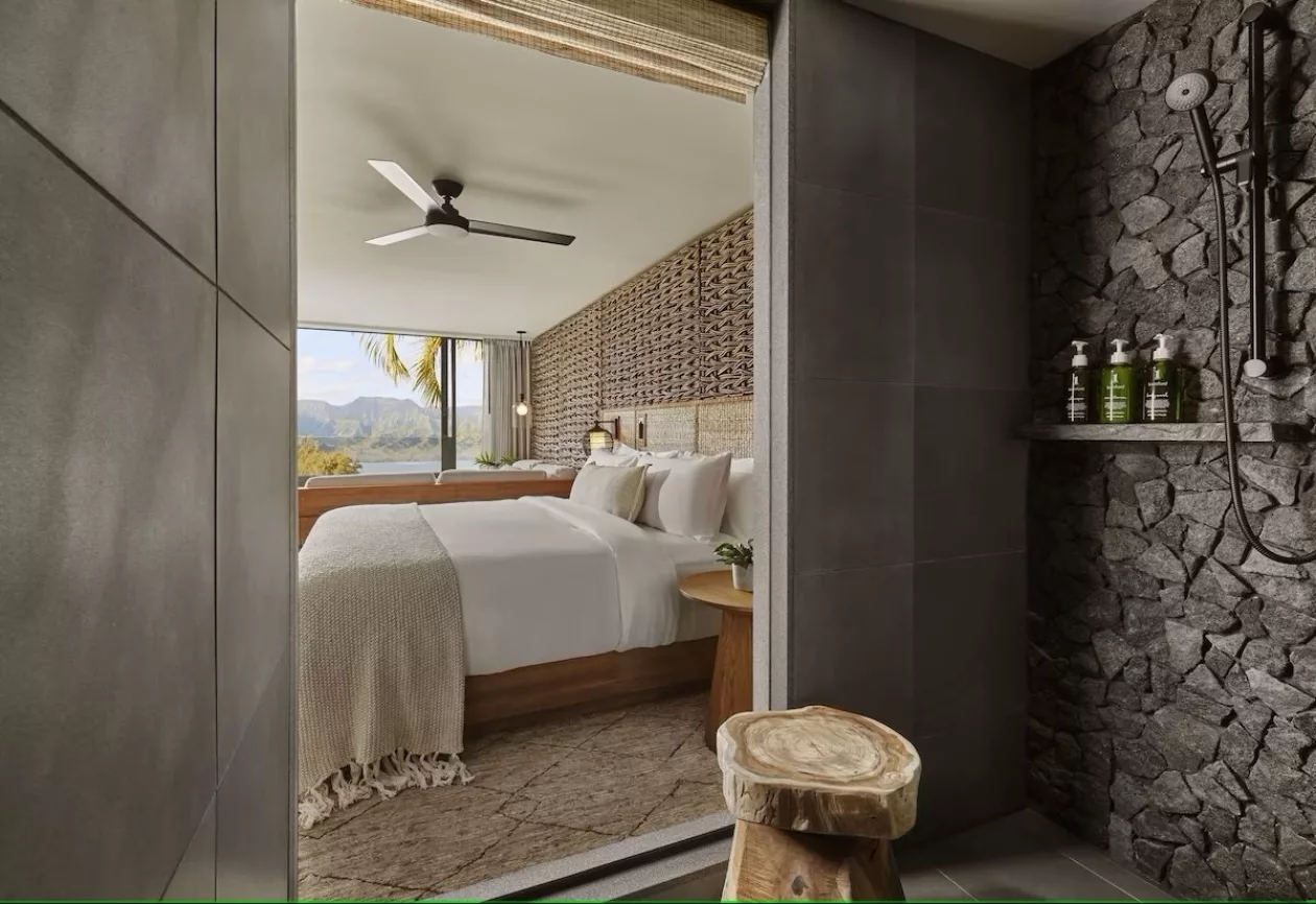 Welcome to 1 Hotel Hanalei Bay Your Luxurious Oceanfront Getaway 2
