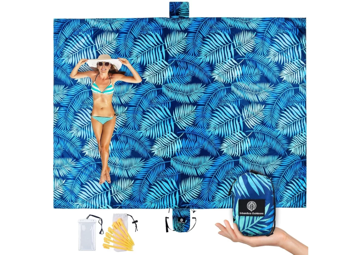 URBANECO OUTDOORS Lightweight Beach Blanket 2