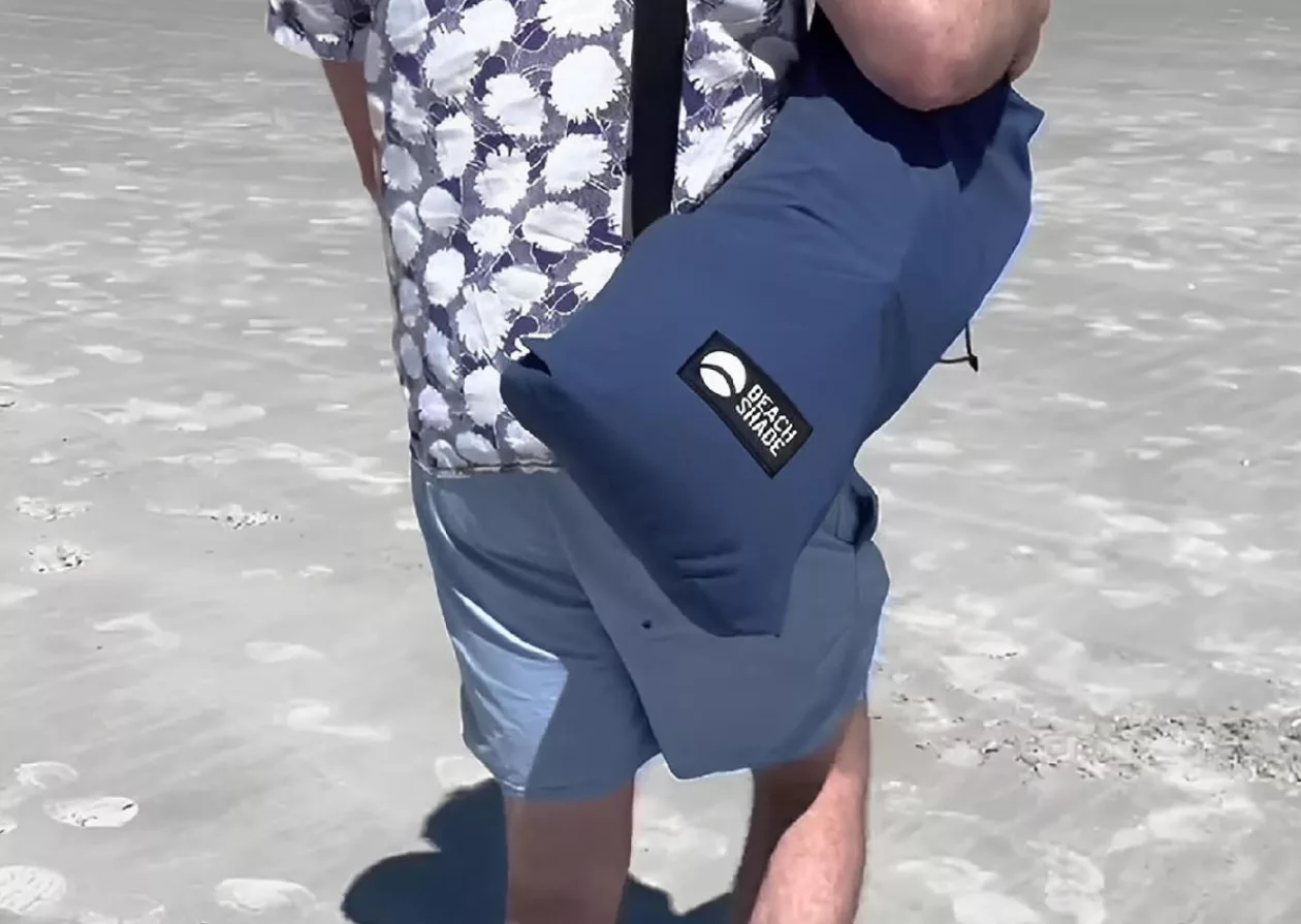 Windproof Beach Umbrella Sun Shelter 2