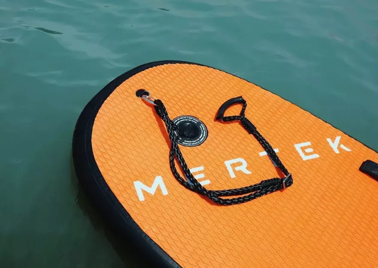 Mertek S1 Your Portable Hydrofoil Buddy 3