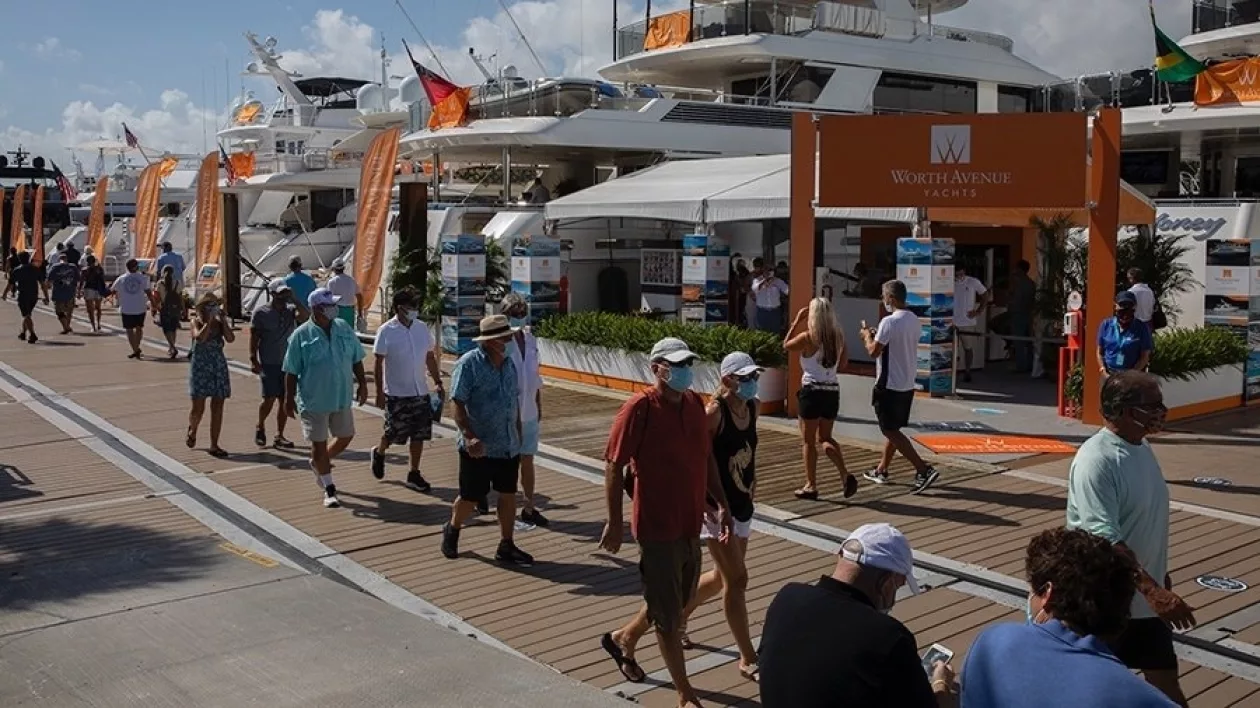 3 Boat Show 213 w900
