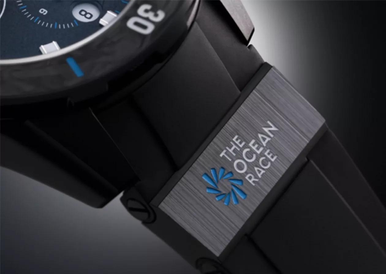 Conquer the Deep Blue with the Ocean Race Diver Chronograph 44 MM by Ulysse Nardin 5