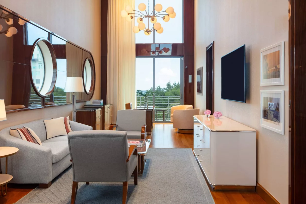 Mr C Coconut Grove Hotel Breathtaking Views and Bespoke Comfort 3