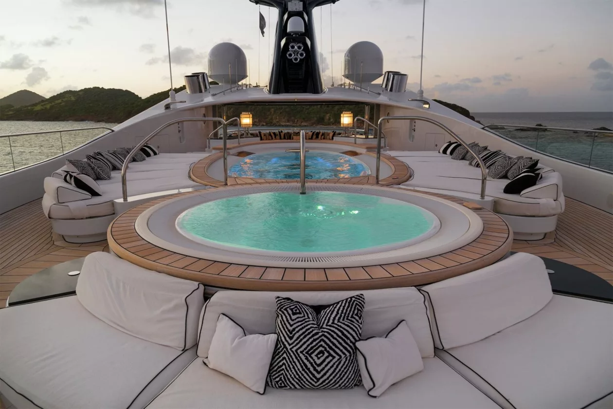 Phoenix 2 A Symphony of Art Deco Luxury and Maritime Opulence 3