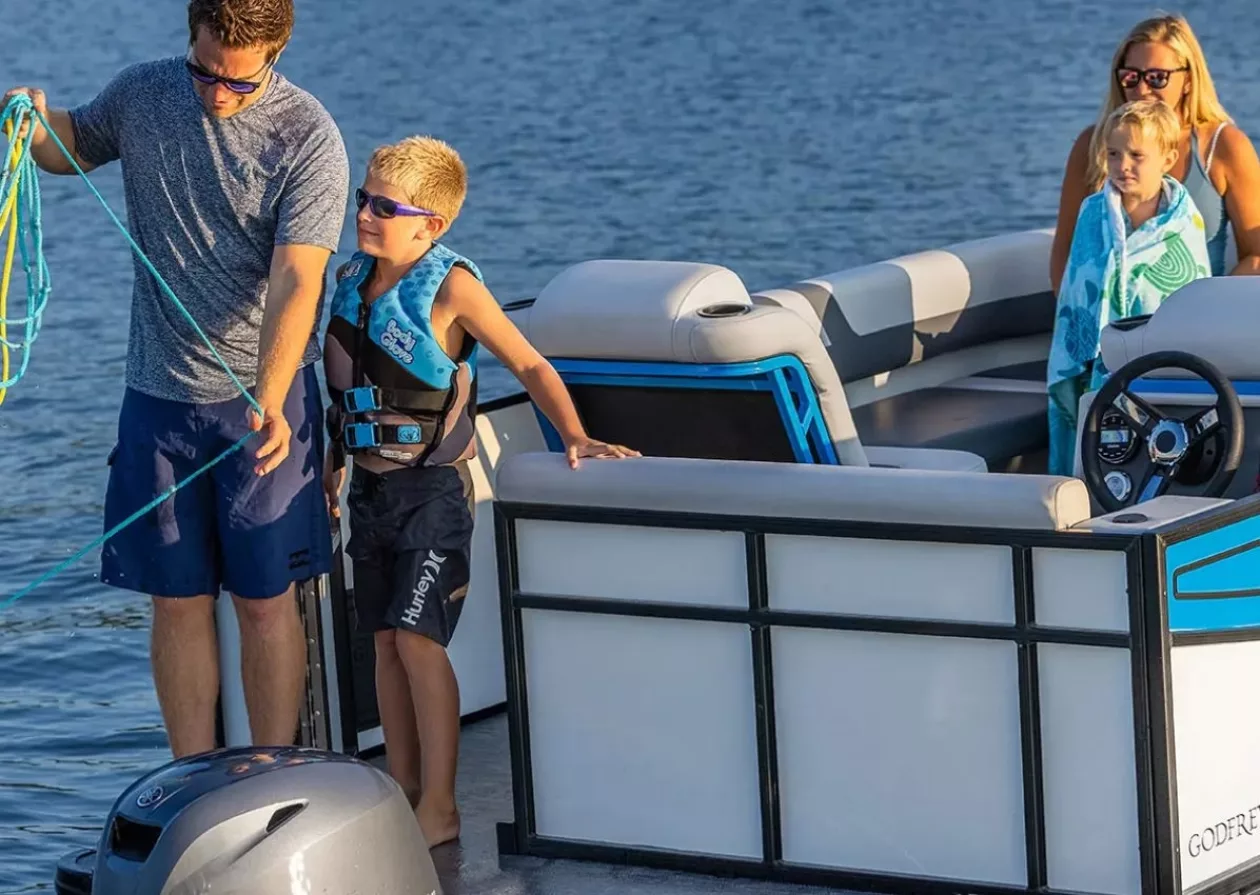 Godfrey Mighty G The New Standard in Electric Pontoon Boating 7