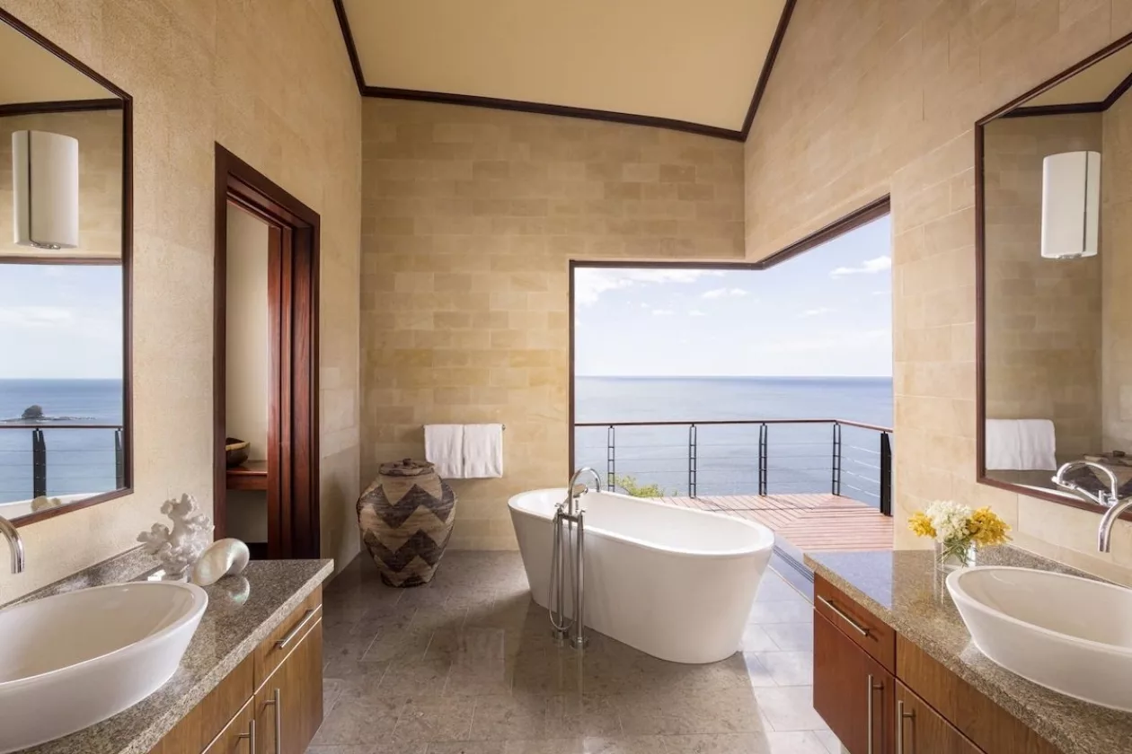 Escape to Exquisite Beachfront Bliss at Four Seasons Resort Peninsula Papagayo 3