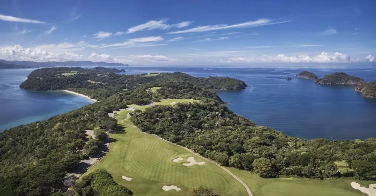 Escape to Exquisite Beachfront Bliss at Four Seasons Resort Peninsula Papagayo 4