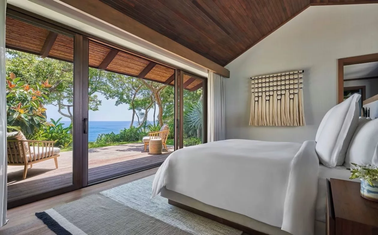 Escape to Exquisite Beachfront Bliss at Four Seasons Resort Peninsula Papagayo 10
