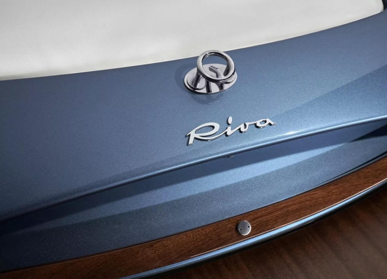 The Future of Boating Introducing the RIVA EL ISEO 4