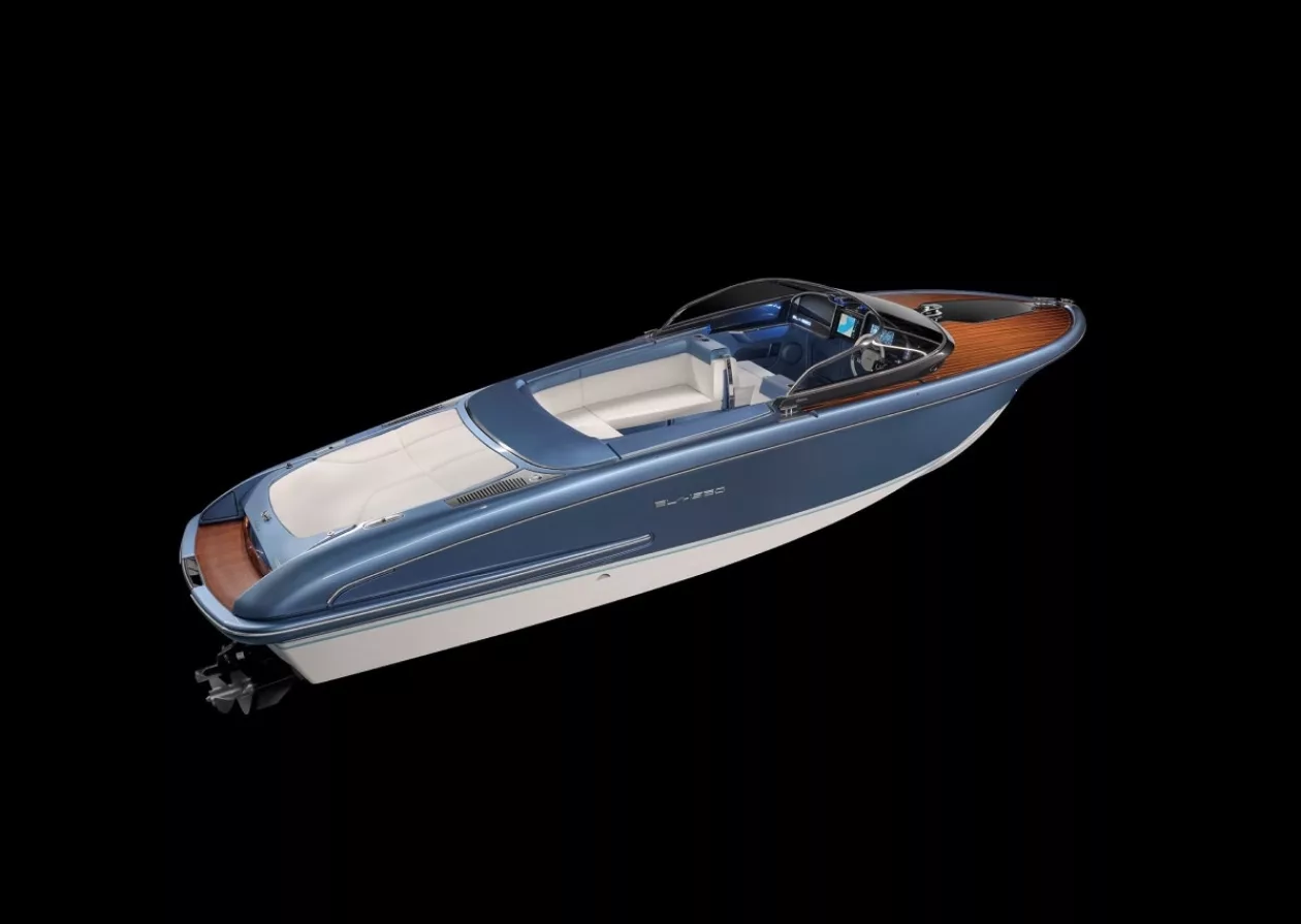 The Future of Boating Introducing the RIVA EL ISEO 10