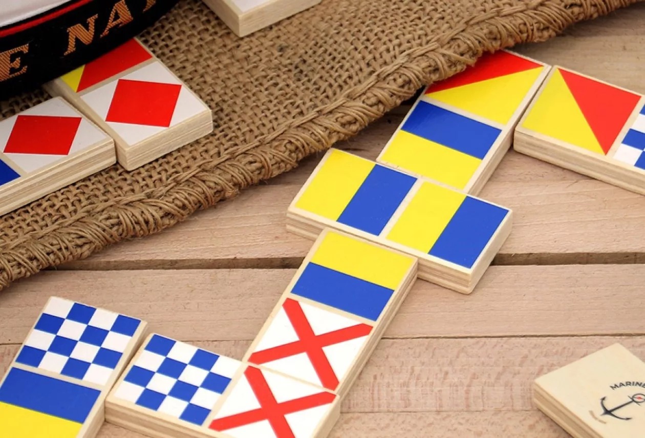Dominoes Marine Nationale A Voyage of Discovery and Bonding 4