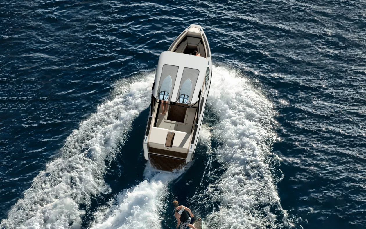 Sustainable Seas Arc Sports Eco Friendly Wake Boat Experience 3