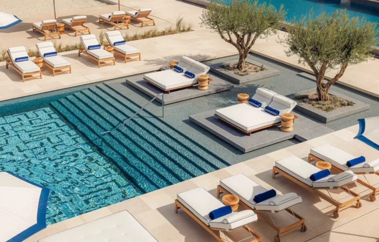 Rediscover the Golden Age of the Athenian Riviera at One Only Aesthesis 3