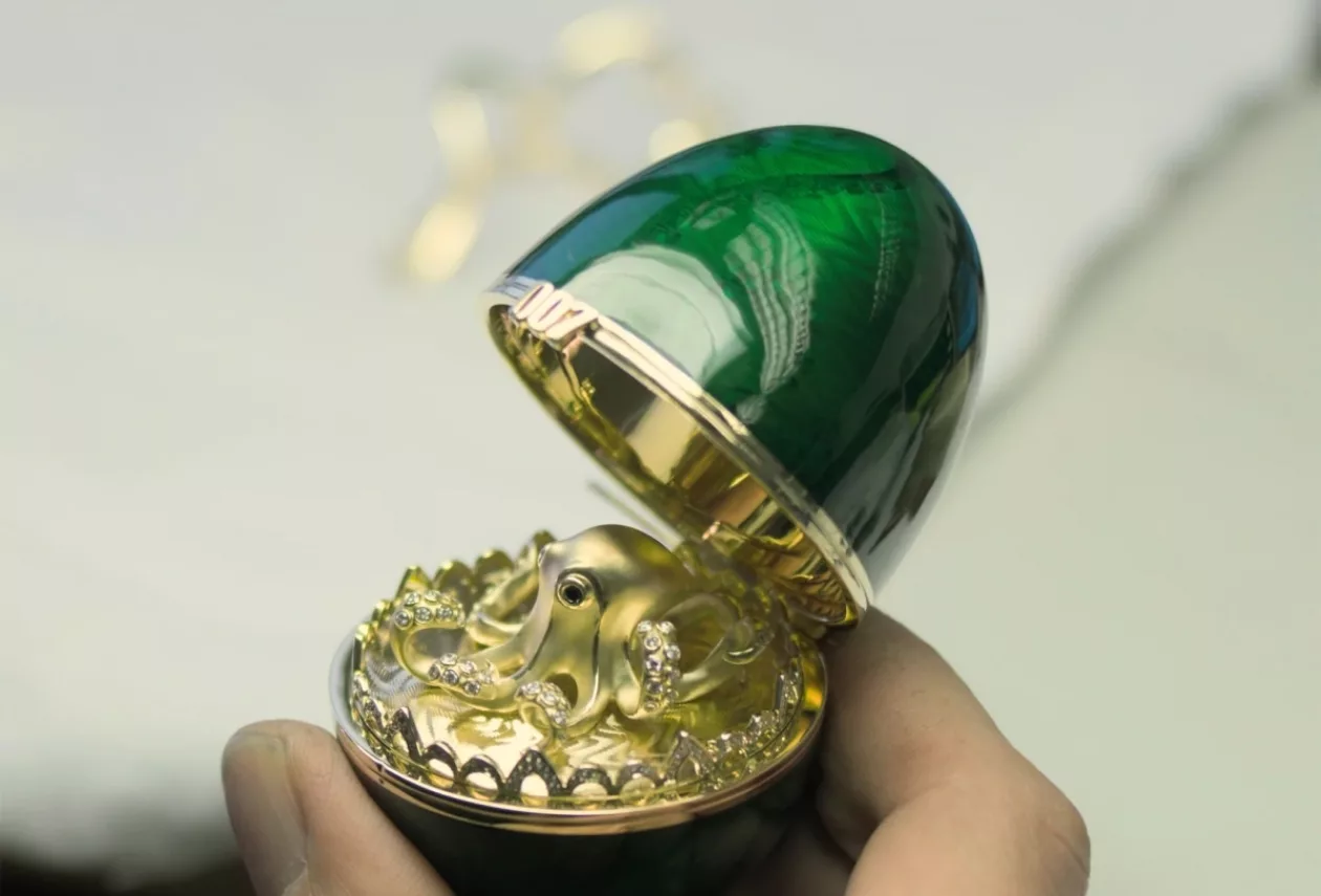 FABERGÉ X 007 OCTOPUSSY EGG OBJET NUMBERED EDITION 4