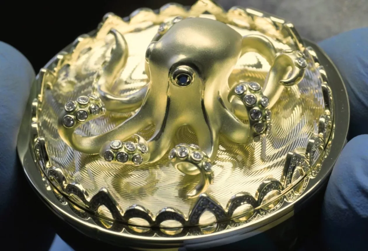 FABERGÉ X 007 OCTOPUSSY EGG OBJET NUMBERED EDITION 5