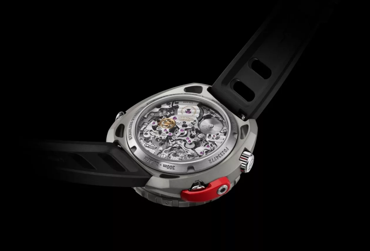 THE DIVETRACK DIVING CHRONOGRAPH WATCH 1
