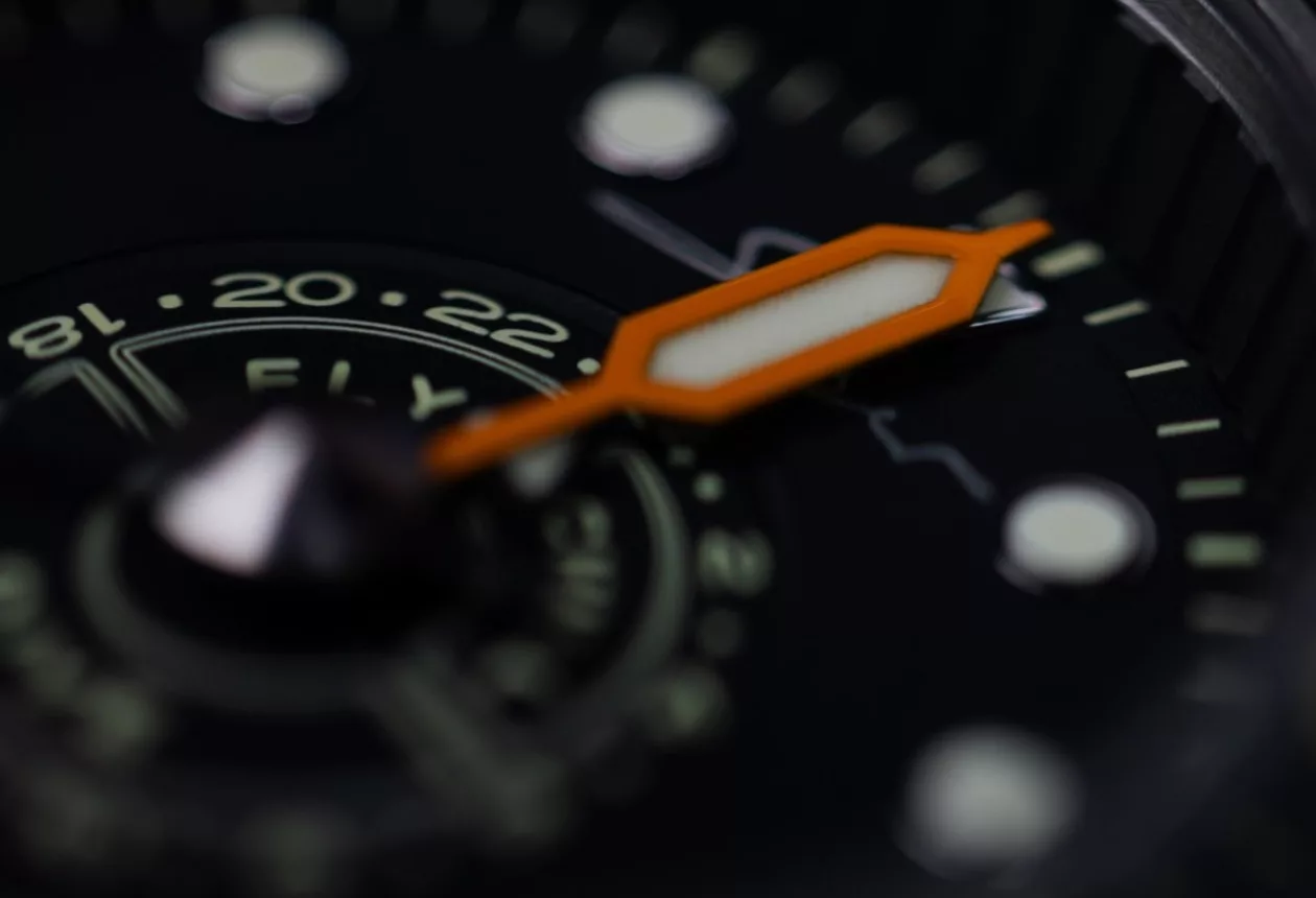 THE DIVETRACK DIVING CHRONOGRAPH WATCH 4