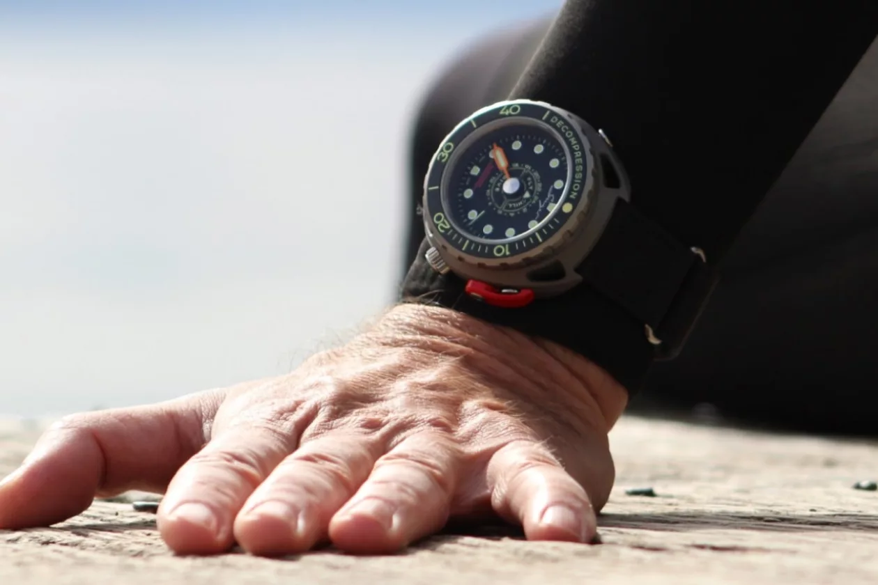 THE DIVETRACK DIVING CHRONOGRAPH WATCH 51