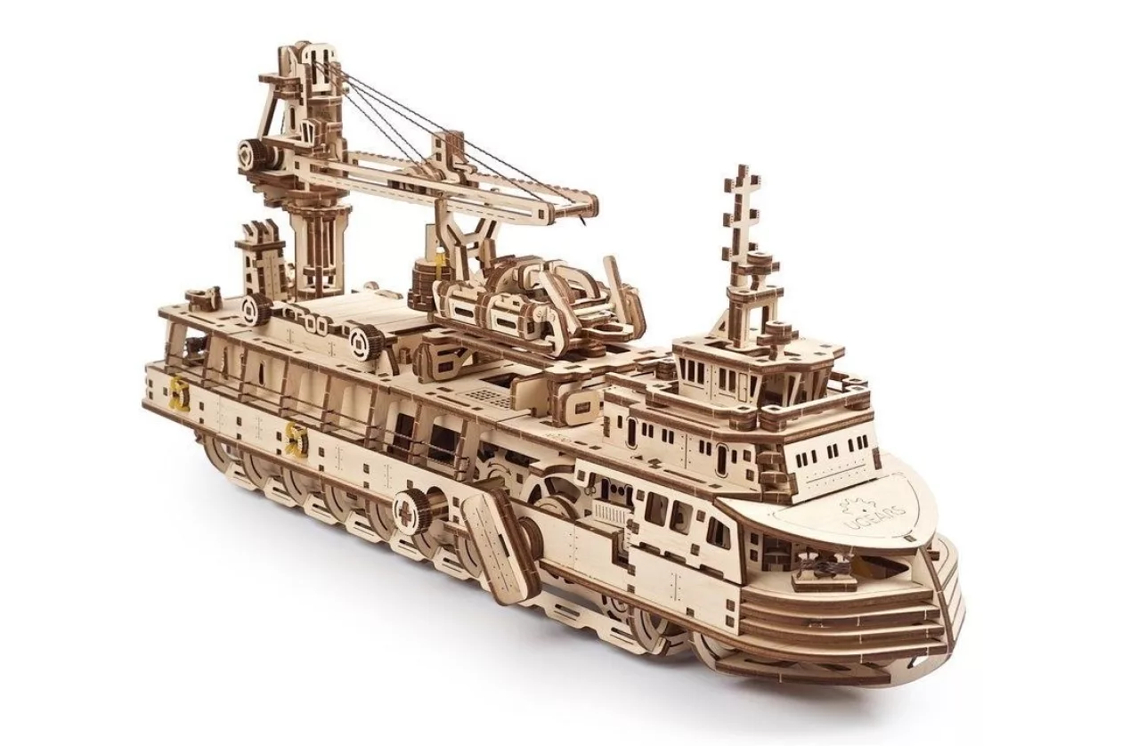Ugears Research Vessel model kit supremarine 2