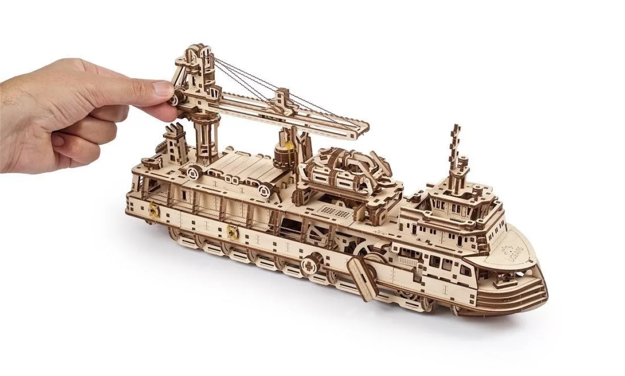 Ugears Research Vessel model kit supremarine 7