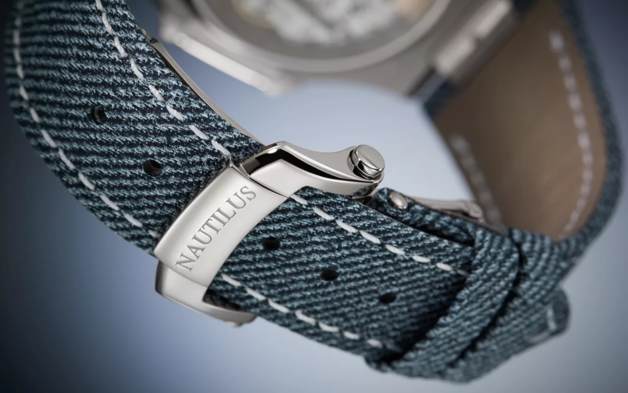PATEK PHILIPPE NAUTLUS 8