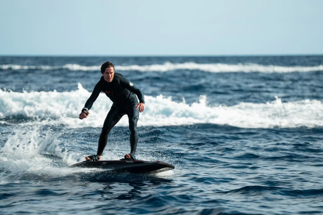 Experience Elite Speed on Water with the Limited Edition BRABUS x Awake Shadow Jetboard 9