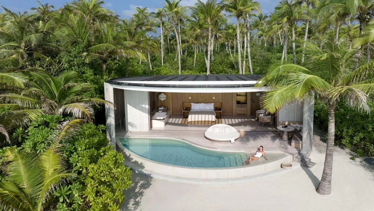 Rz mlera beach pool lifestyle 28886 Wide Hor