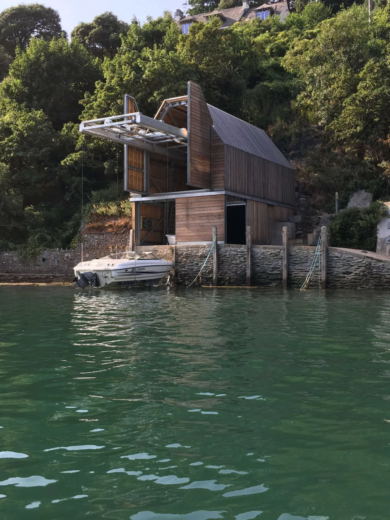 Boathouse02