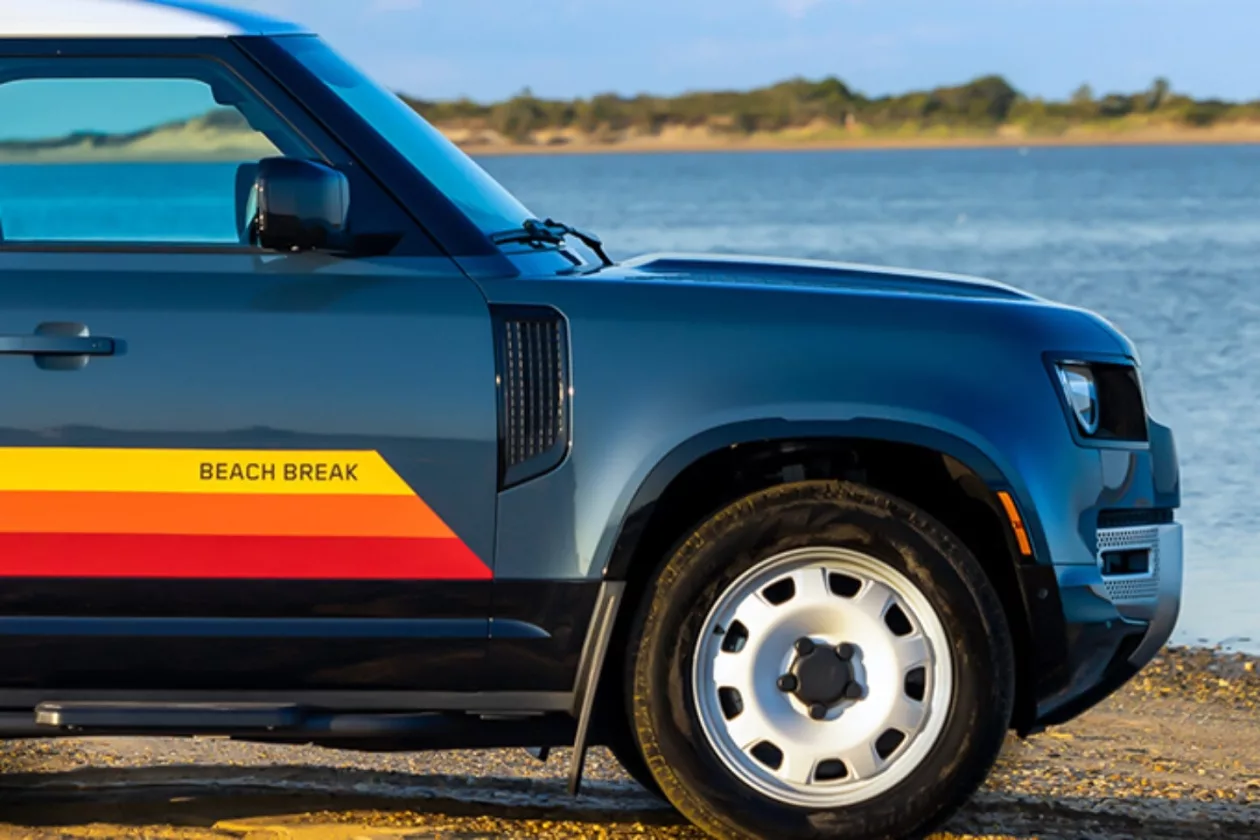 2025 Land Rover Defender Beach Break Edition 1 1440x960