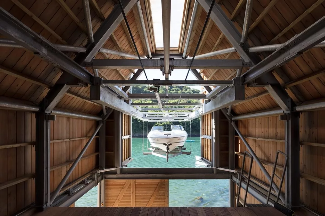 Boathouse05