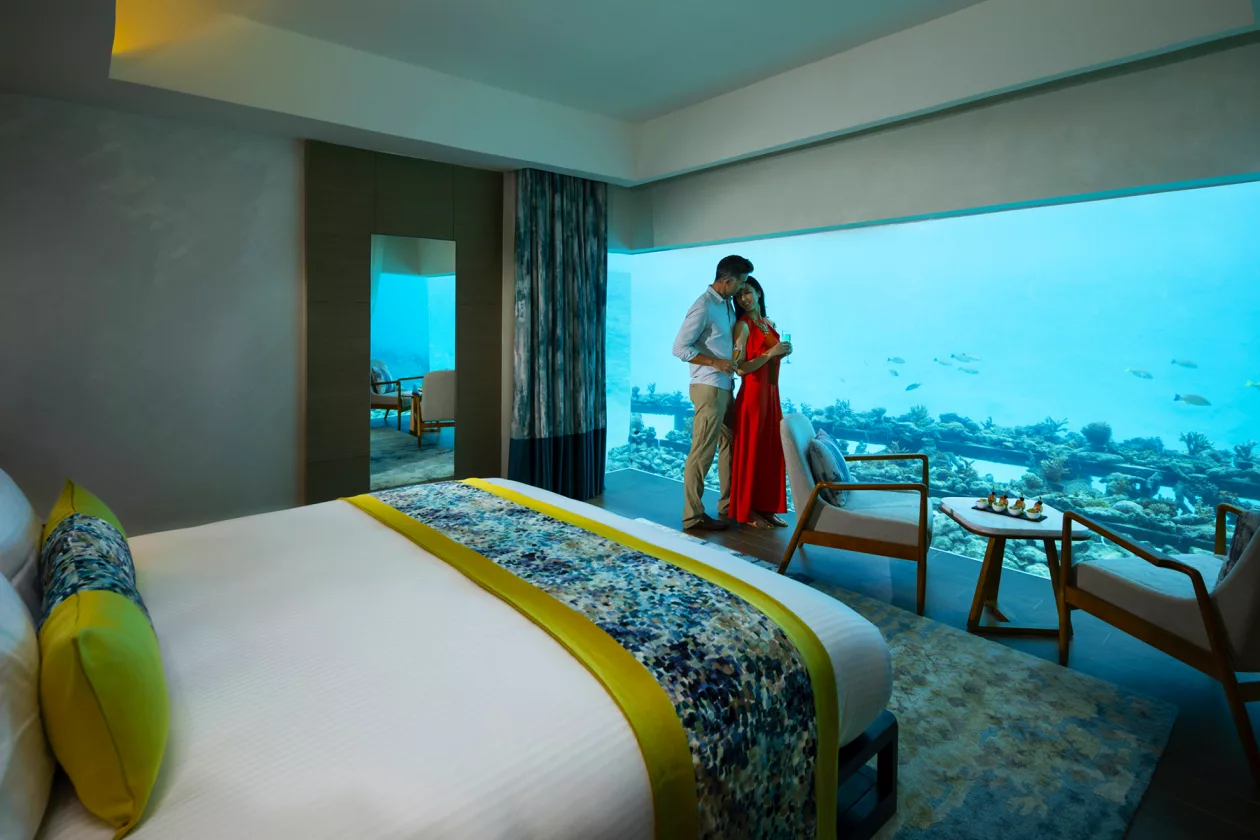 Aqua villa couple