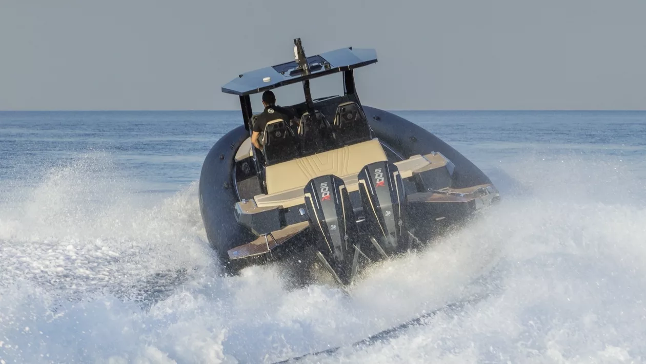 Technohull alpha 40 6