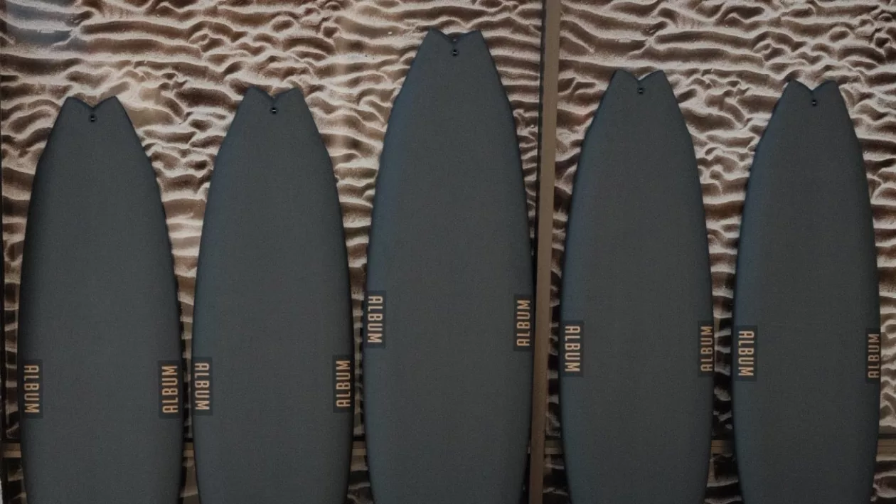 Album Surf Twinsman Key Features Innovative Twin Fin Design