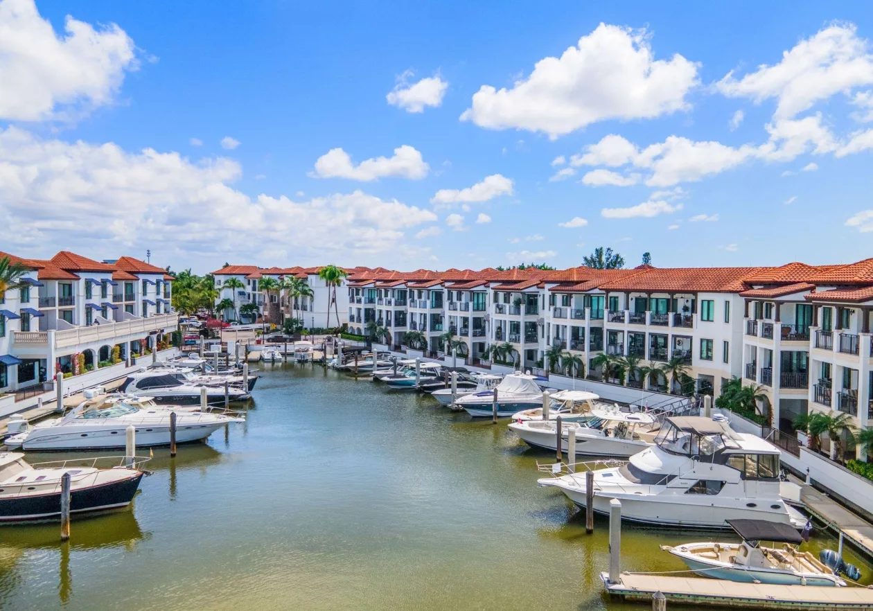 Naples Bay Resort 7