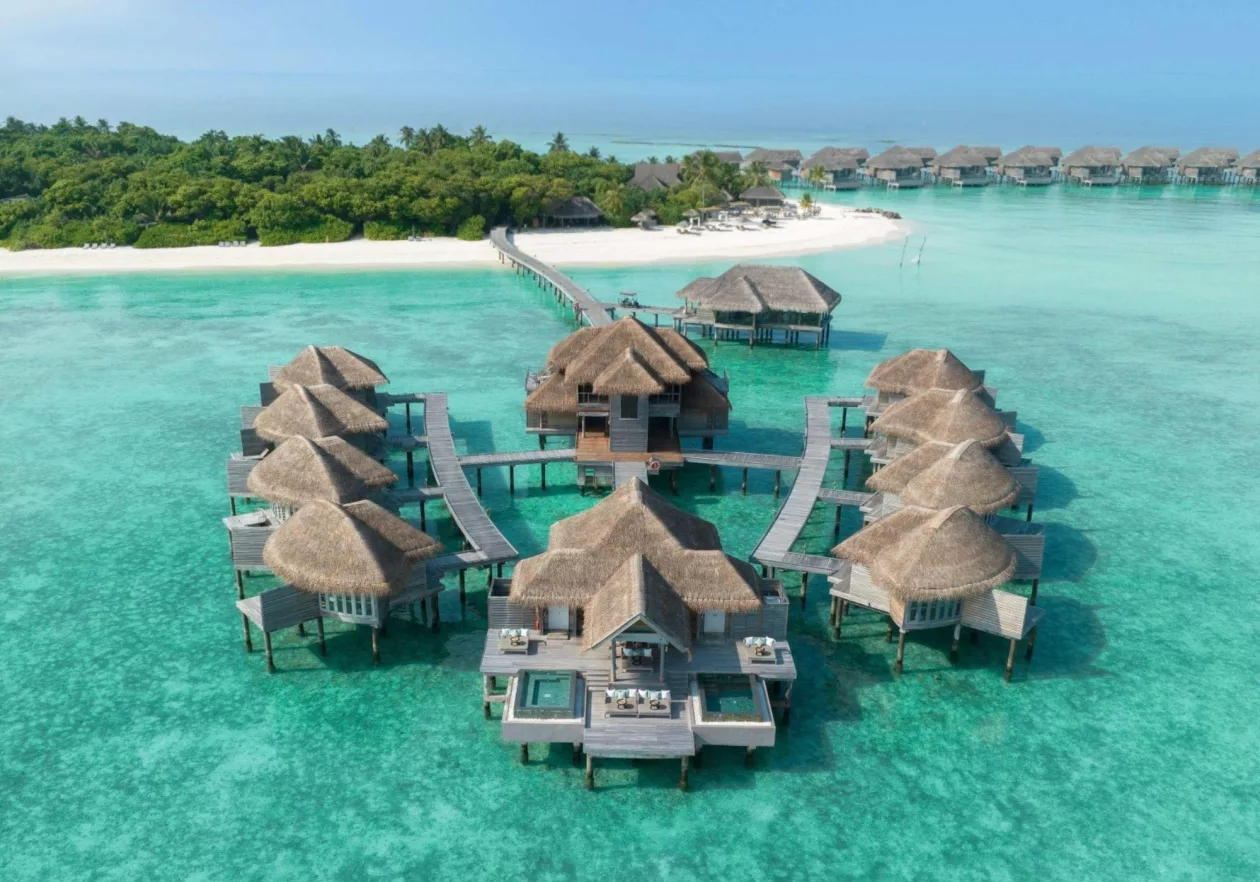 Vakkarumaldives 8