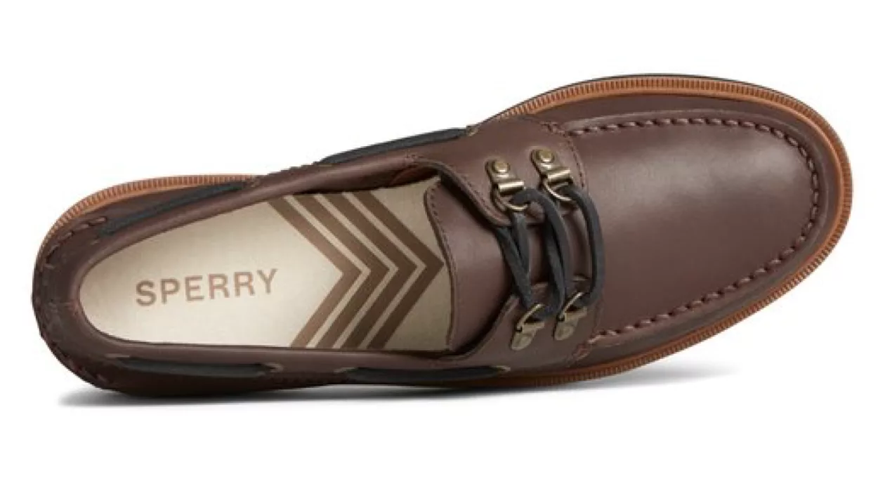 Timeless maritime style coastal connection